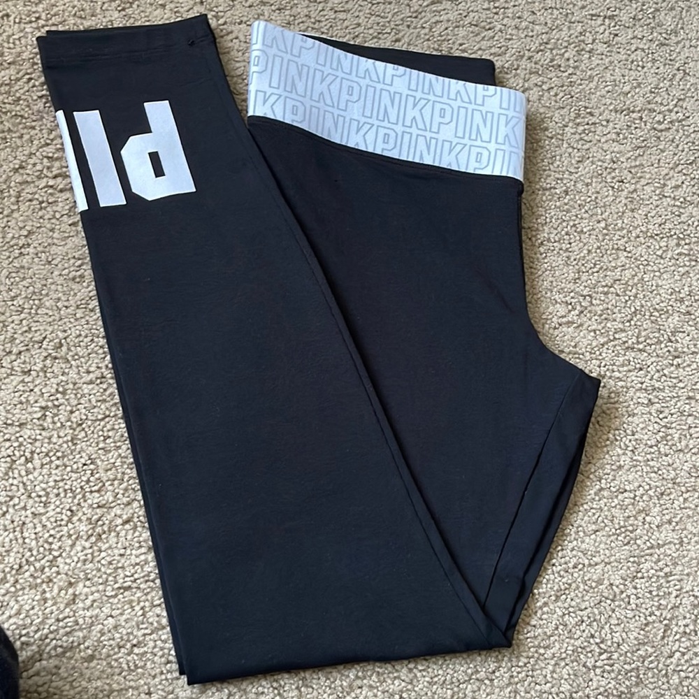 PINK Leggings